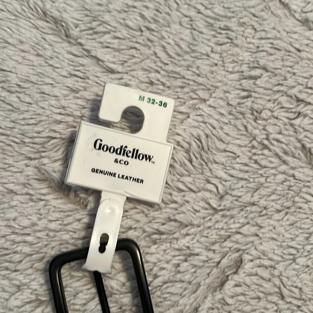 NWT Goodfellow Genuine Leather Belt Size 32/36